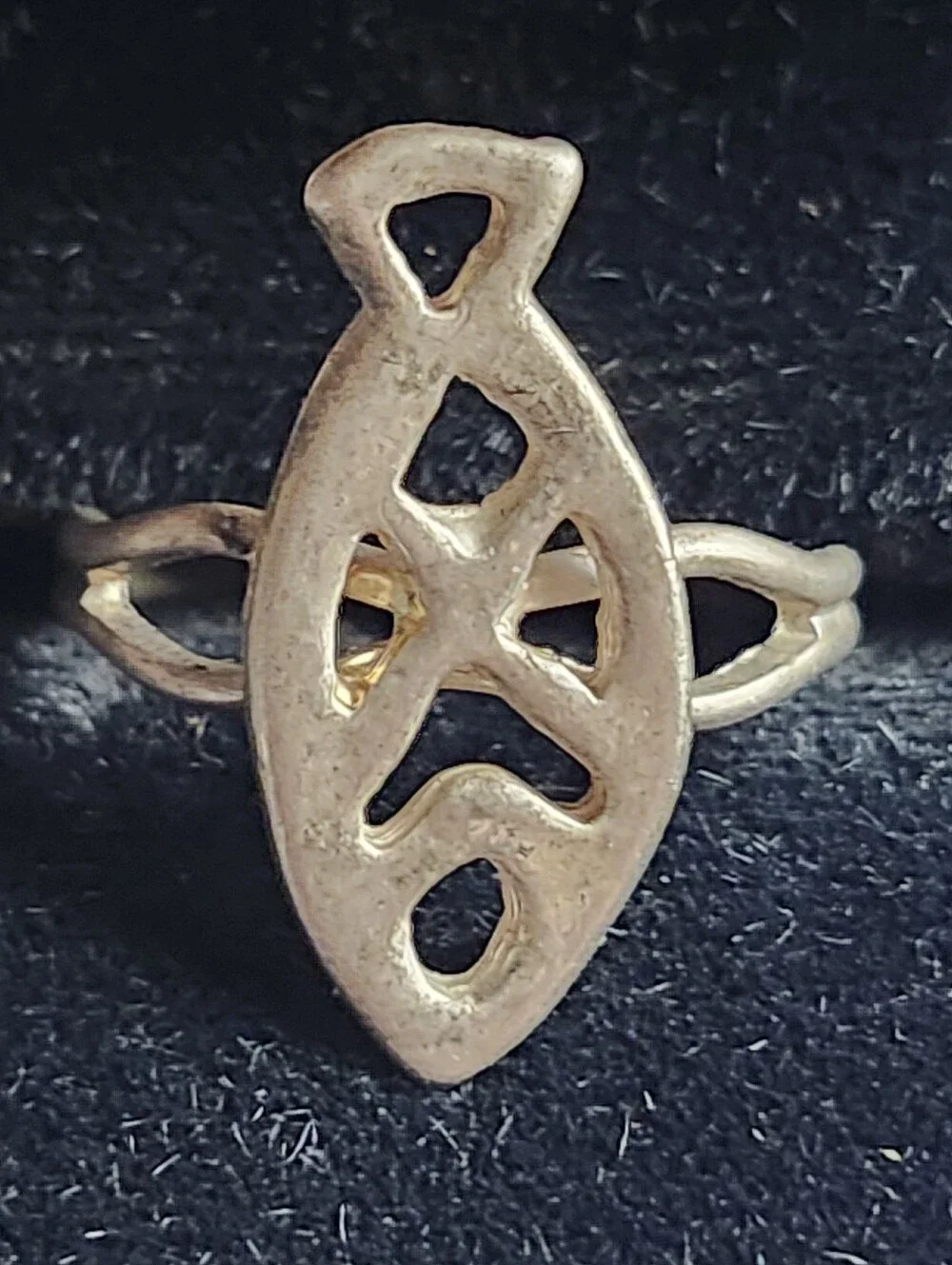 Silver Fish Cutout Ring - Silver Nautical Design
